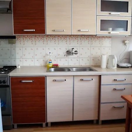 J&j Rynek, 3 Rooms, 2-6 People, Parking *