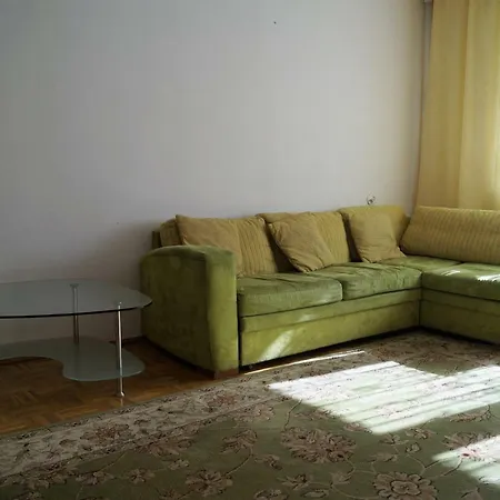 J&j Rynek, 3 Rooms, 2-6 People, Parking *